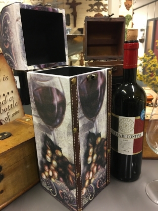 1 houten kist voor een fles wijn, rechtop, hout met canvas afbeelding wijn + druif